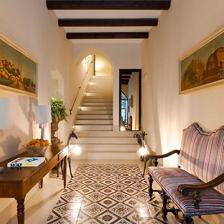 Palazzo Arone Dei Baroni Di Valentino Hotel Palermo Eksteriør billede
